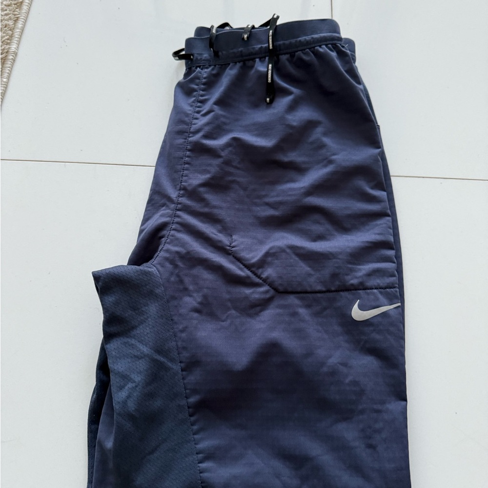 Nike Men's Navy Blue Running Pant